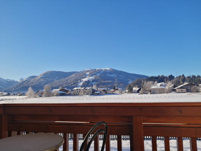 Blick auf die bestens präparierten Skipisten in Flachau