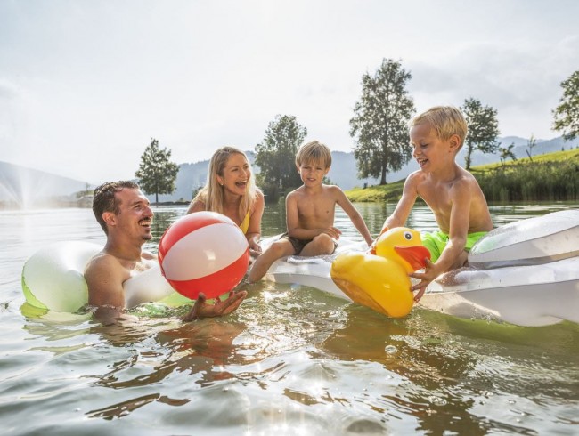 Badespaß für die ganze Familien am Badesee Reitdorf © Flachau Tourismus | zooom productions